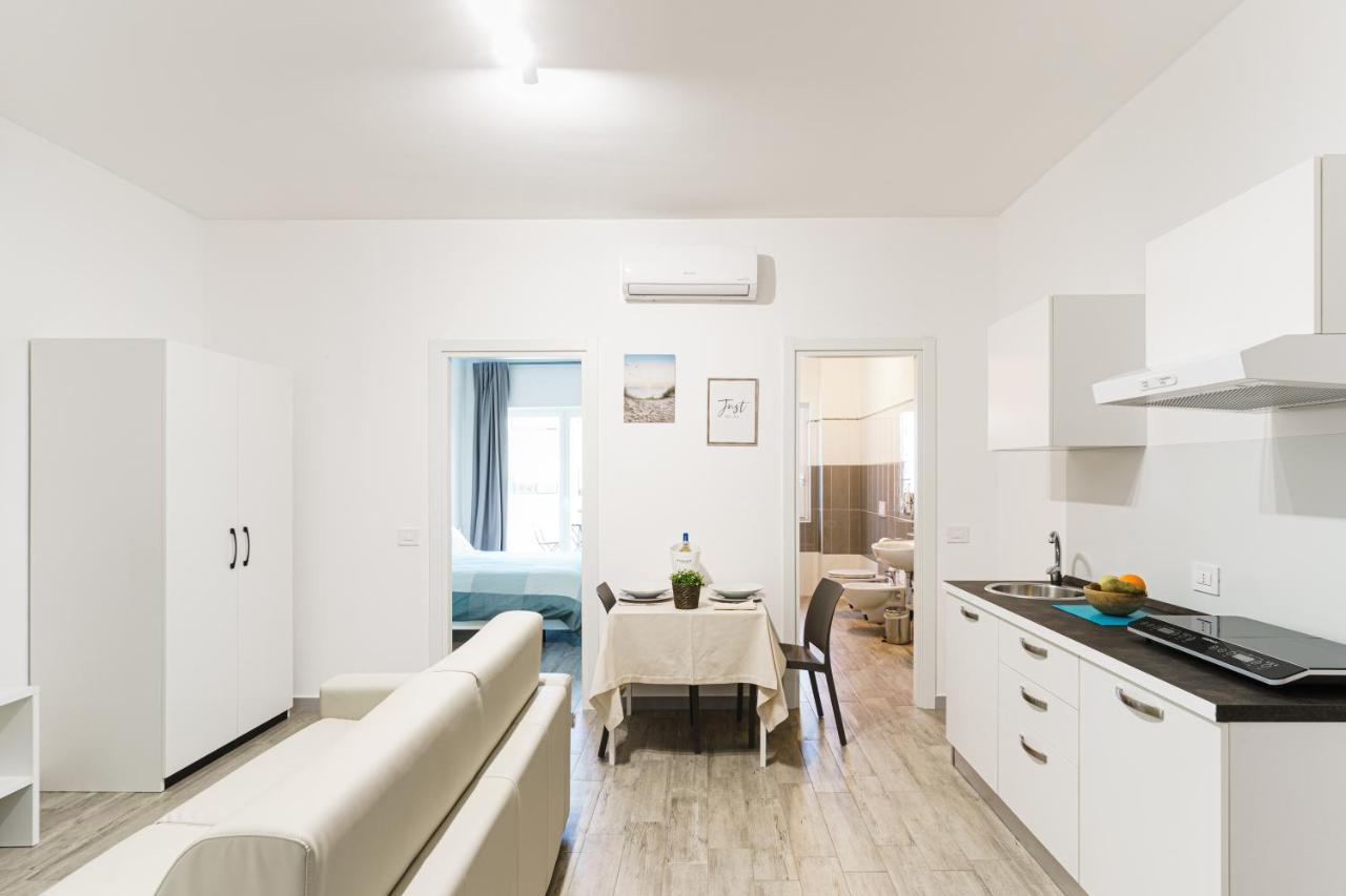 Aparthotel Le Marine Bisceglie Dış mekan fotoğraf