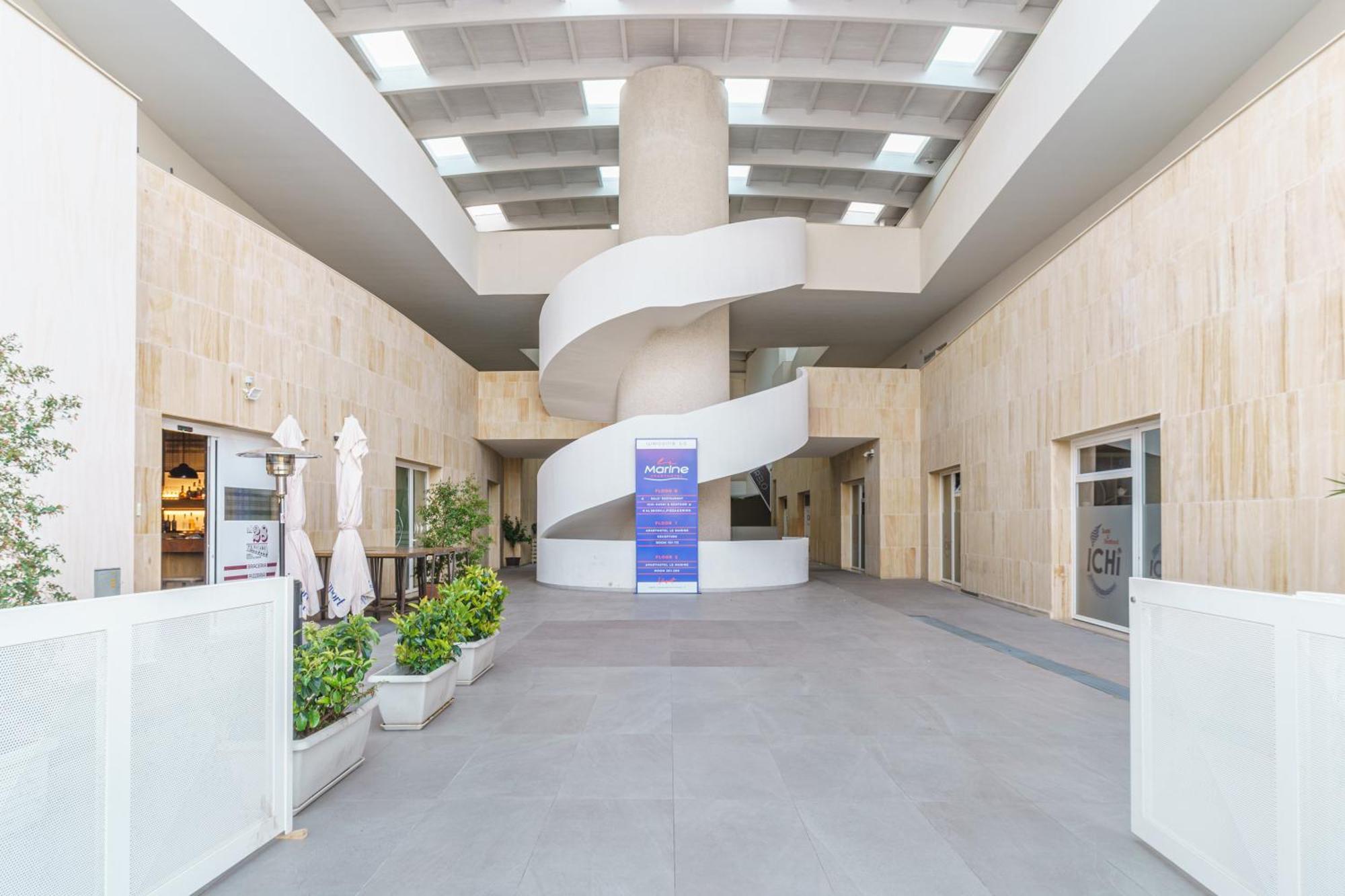 Aparthotel Le Marine Bisceglie Dış mekan fotoğraf